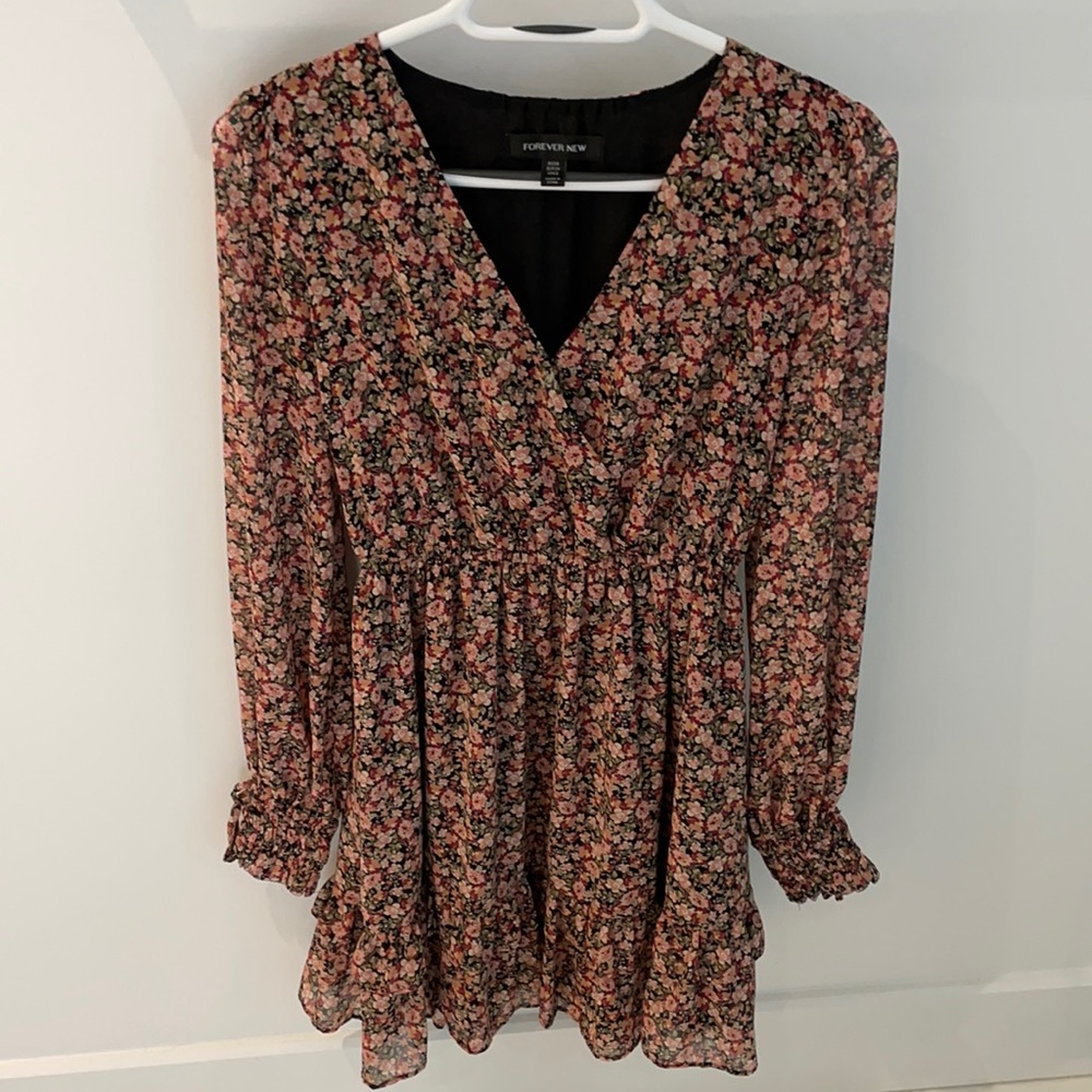Forever New Floral Dress ❤️💚